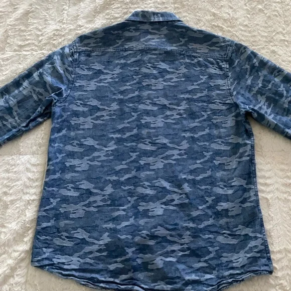 Men’s American Rag Blue Camo Button-Down Shirt Size Medium - Picture 6 of 6
